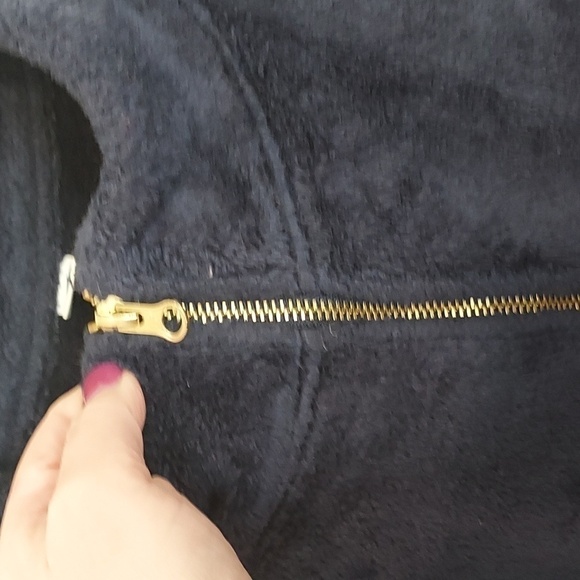 Old Navy Cropped Sherpa Half-Zip Sweatshirt - Picture 8 of 11